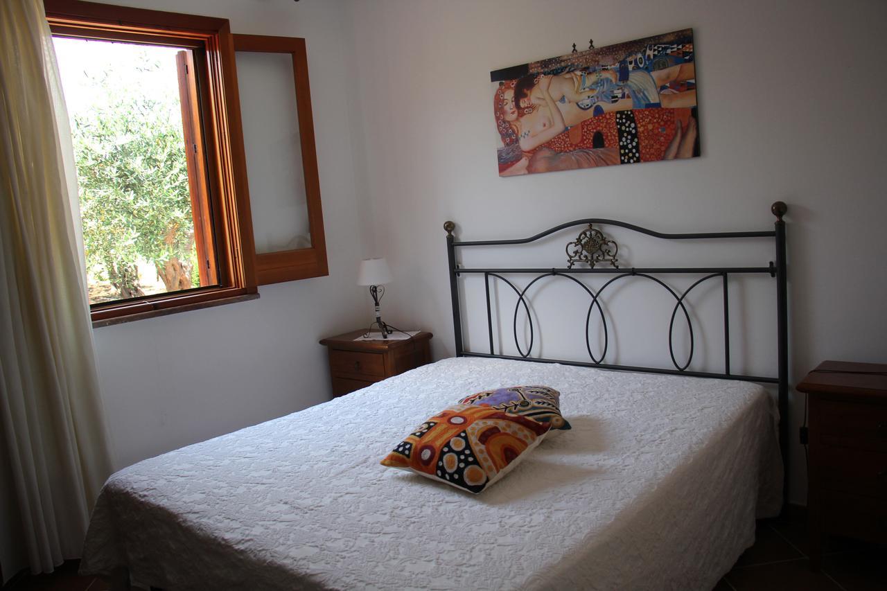 Uliveto House Bed and Breakfast Castellammare del Golfo Exteriör bild