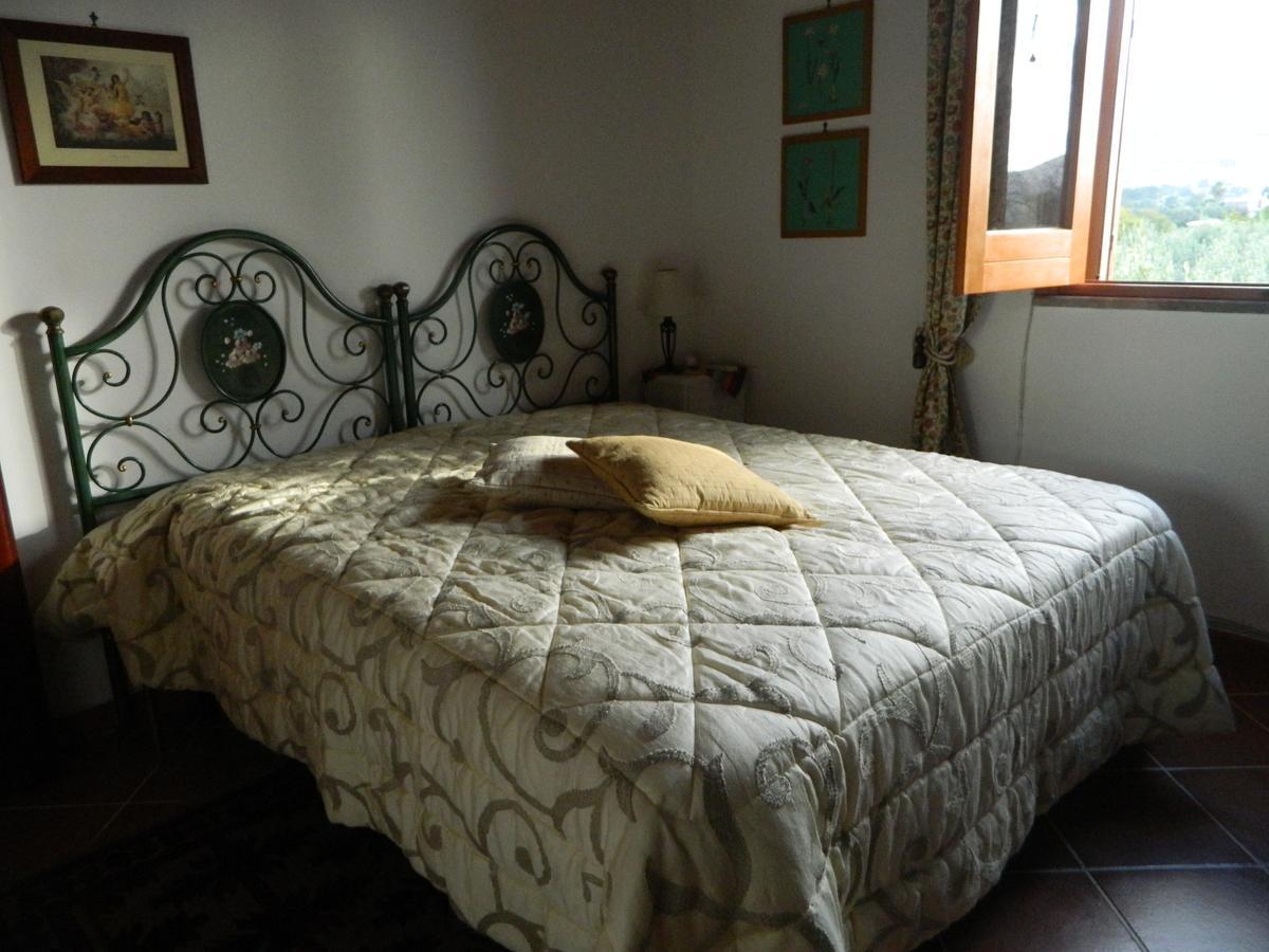 Uliveto House Bed and Breakfast Castellammare del Golfo Exteriör bild